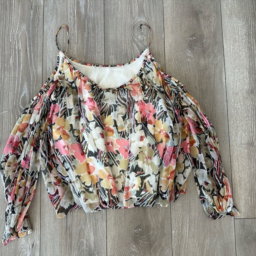 Maylin' Silk Cold Shoulder Floral Print Blouse - Picture 4 of 4